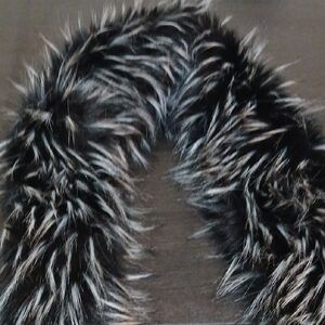 Stylish & Warm Faux Fur Scarf
